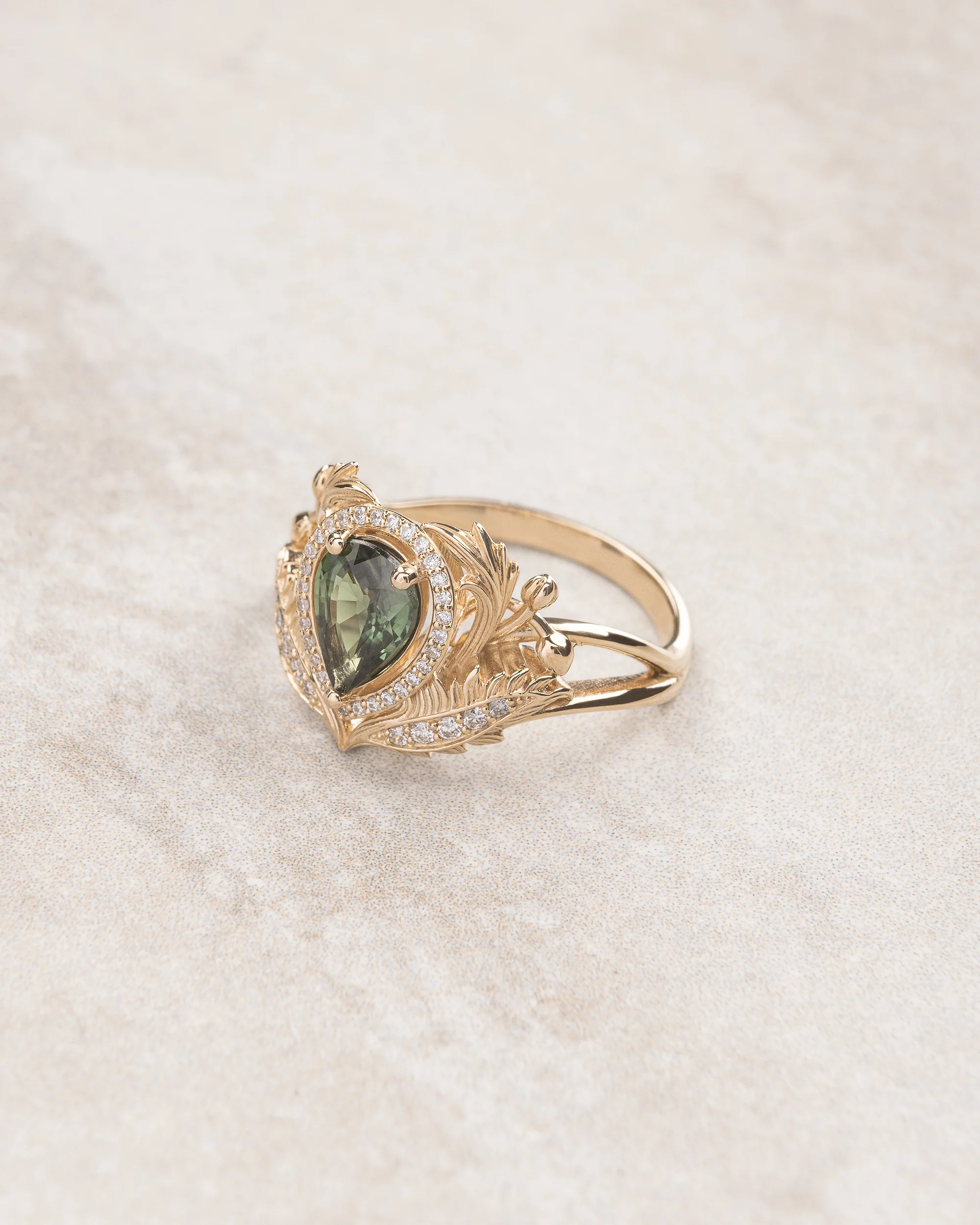 Adonis | 7x5 mm pear cut gemstone setting with halo - Image 3