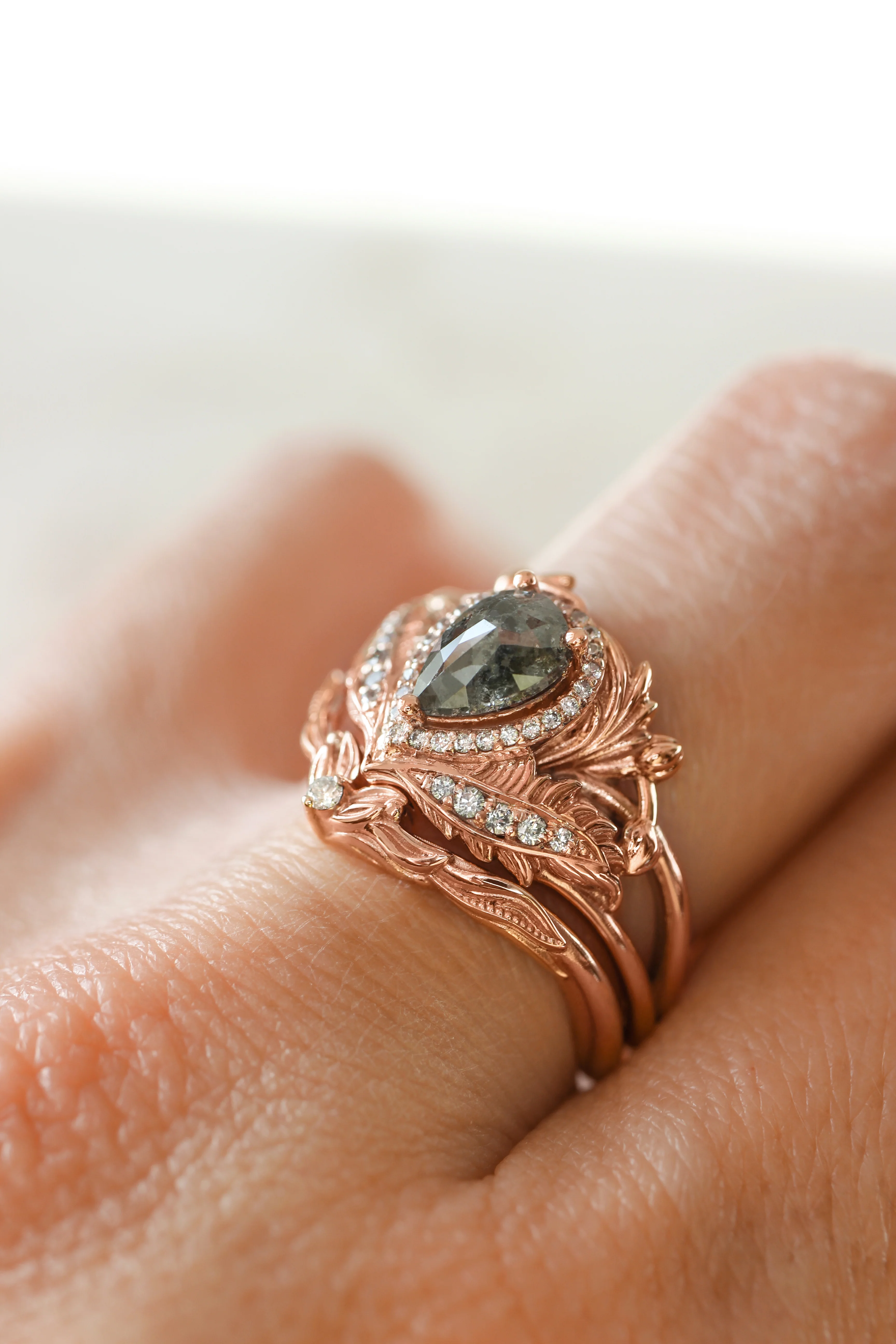 Adonis | 7x5 mm pear cut gemstone setting with halo - Image 5