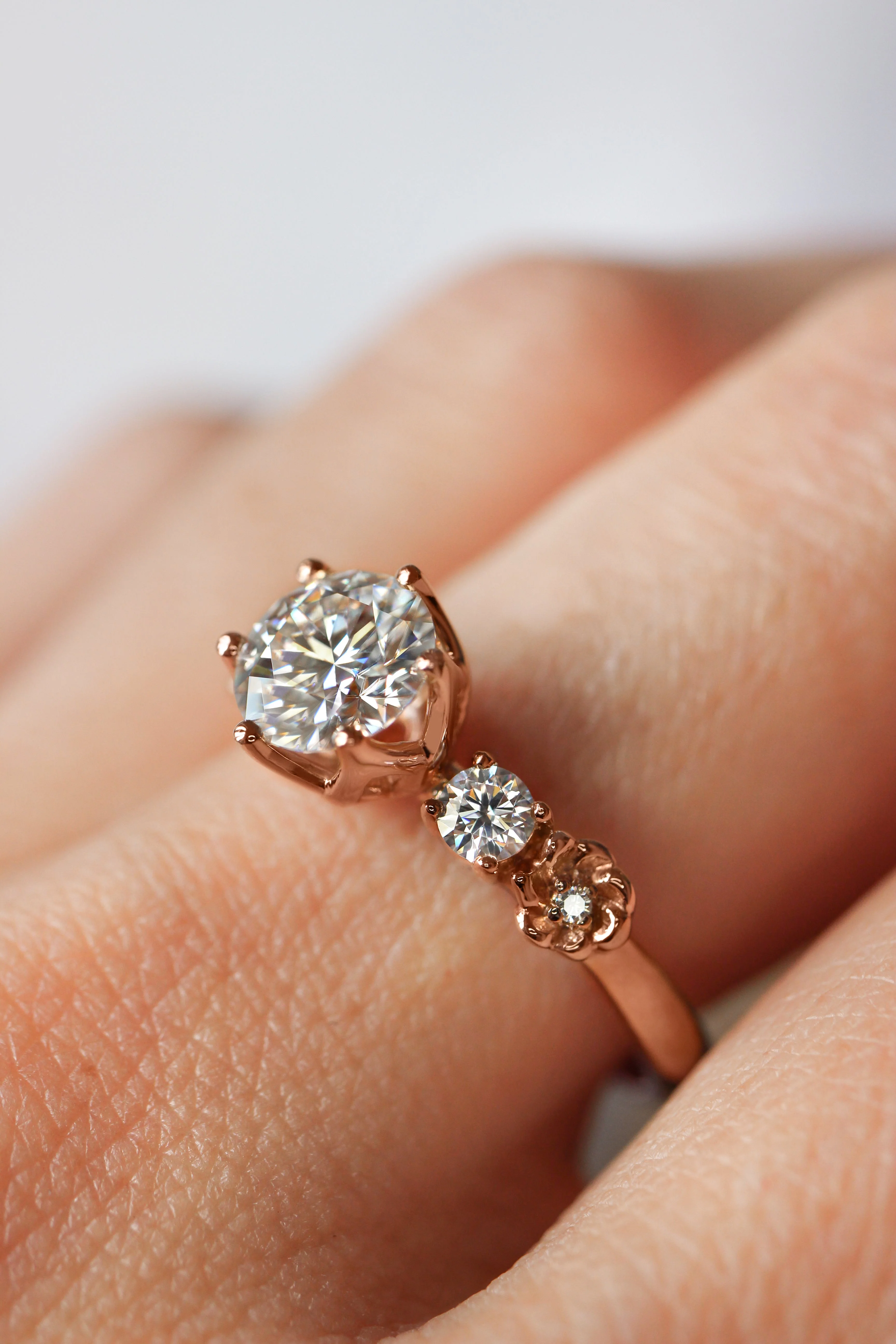 Lab grown diamond engagement ring, floral engagement ring with diamonds / Fiorella - Image 3