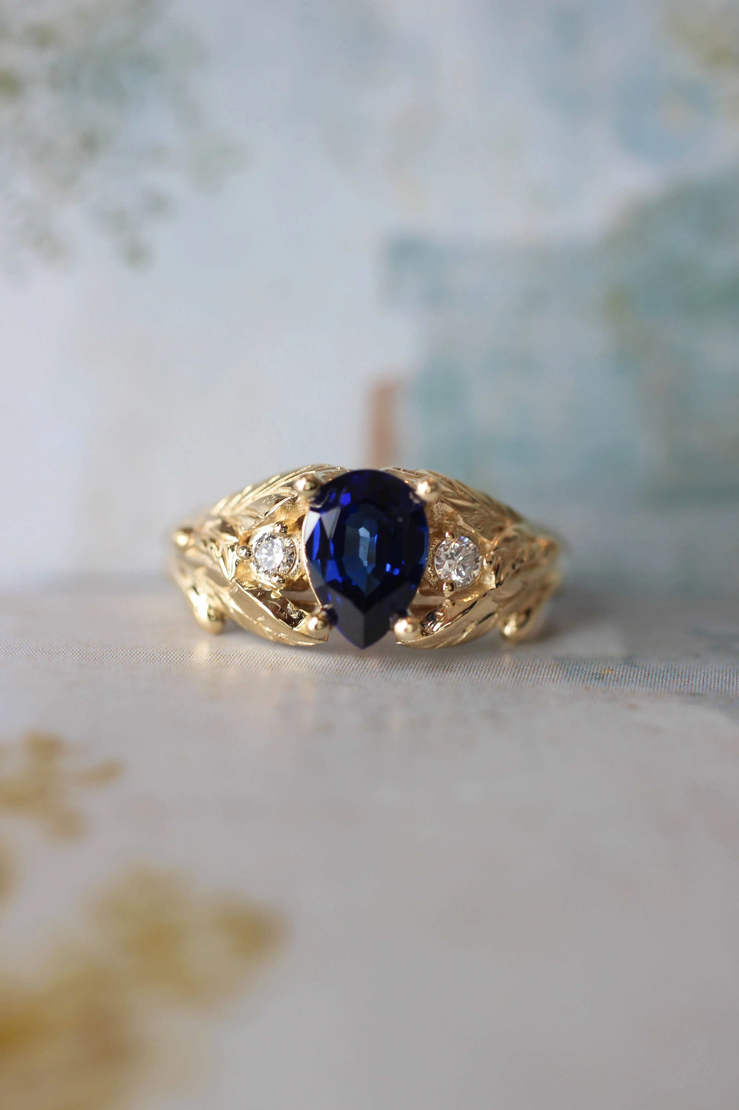 Lab sapphire and natural diamonds ring / Wisteria - Image 10