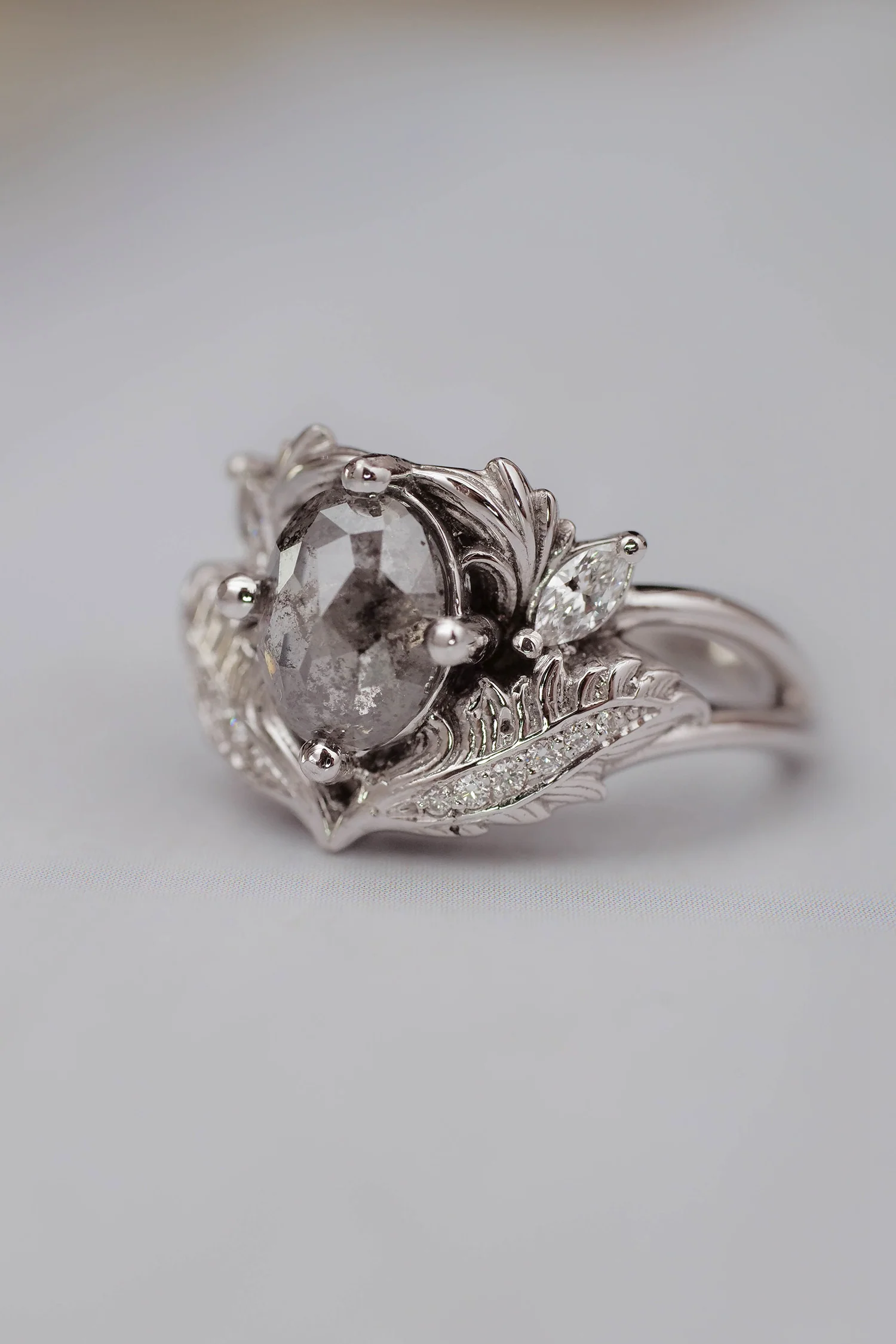 Salt & pepper oval diamond engagement ring / Adonis - Image 5