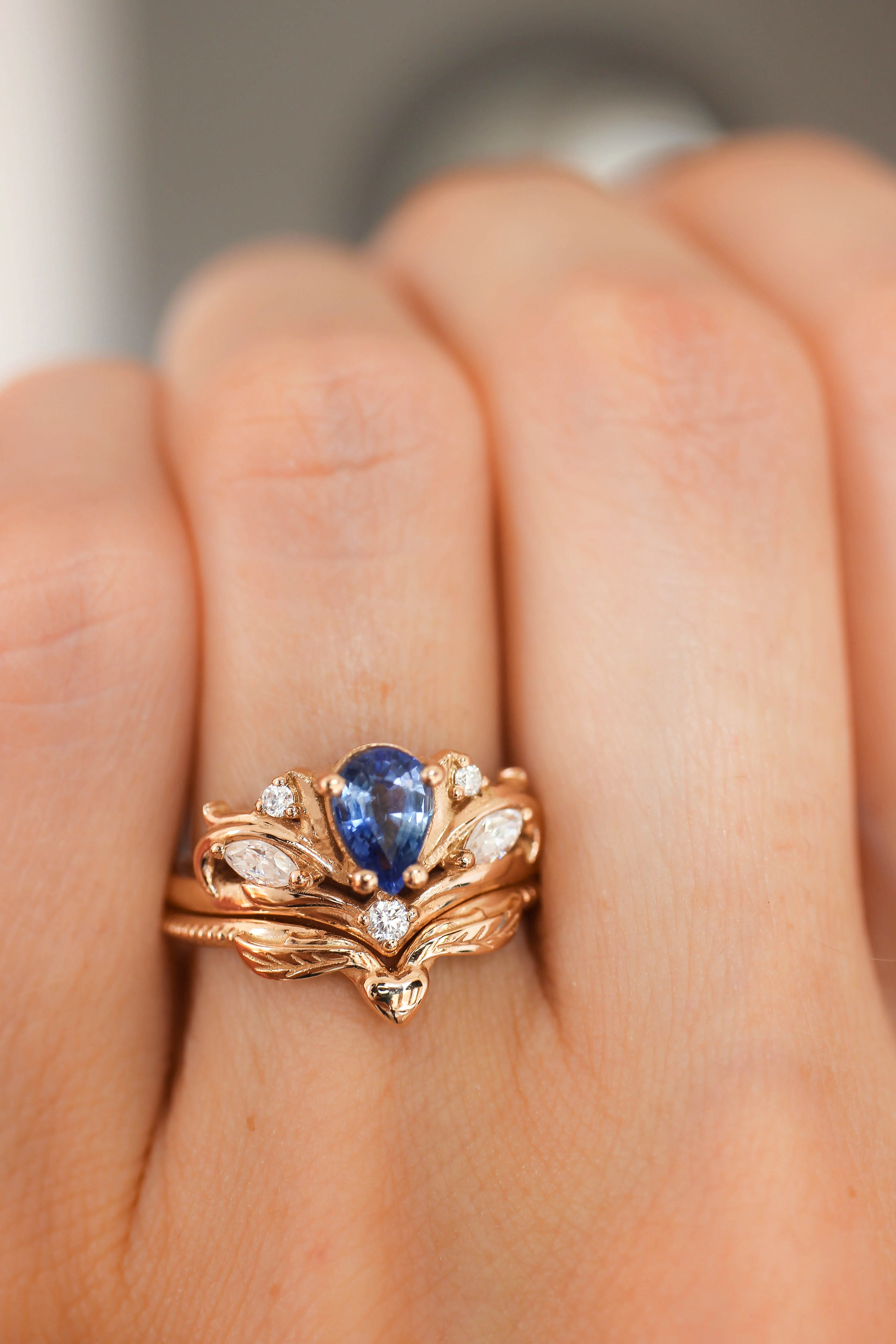 Swanlake | custom bridal ring setting, pear cut gemstone 7x5 mm - Image 4
