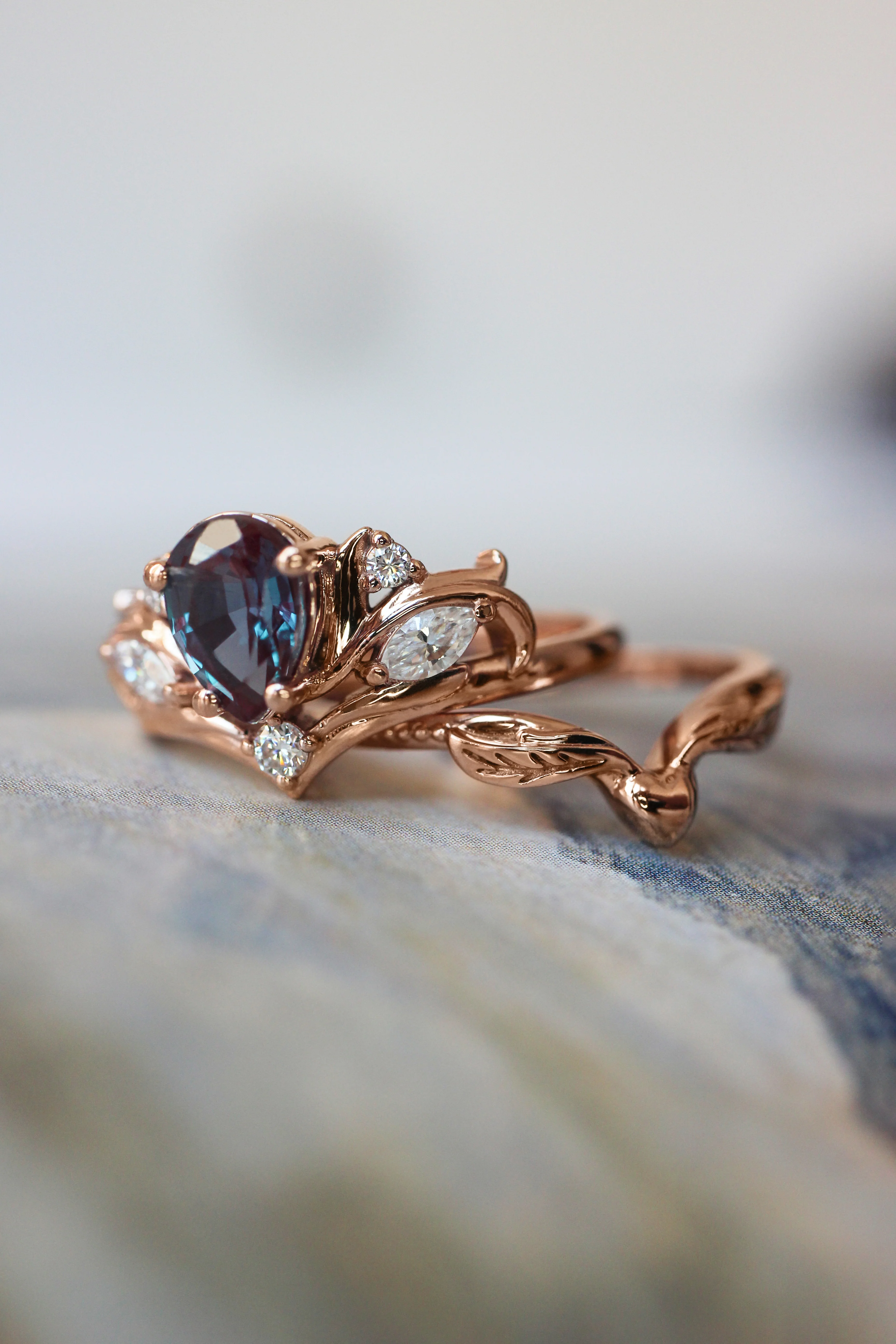 Swanlake | custom bridal ring setting, pear cut gemstone 7x5 mm - Image 7